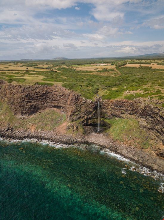Capo Nieddu La cascata Shutterstock.com 